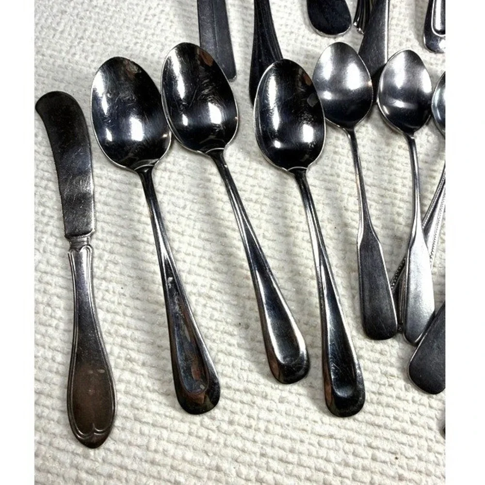 49 Piece Mixed Lot Stainless‎ Steel Silverware Flatwear Oneida Deluxe Libby, Etc